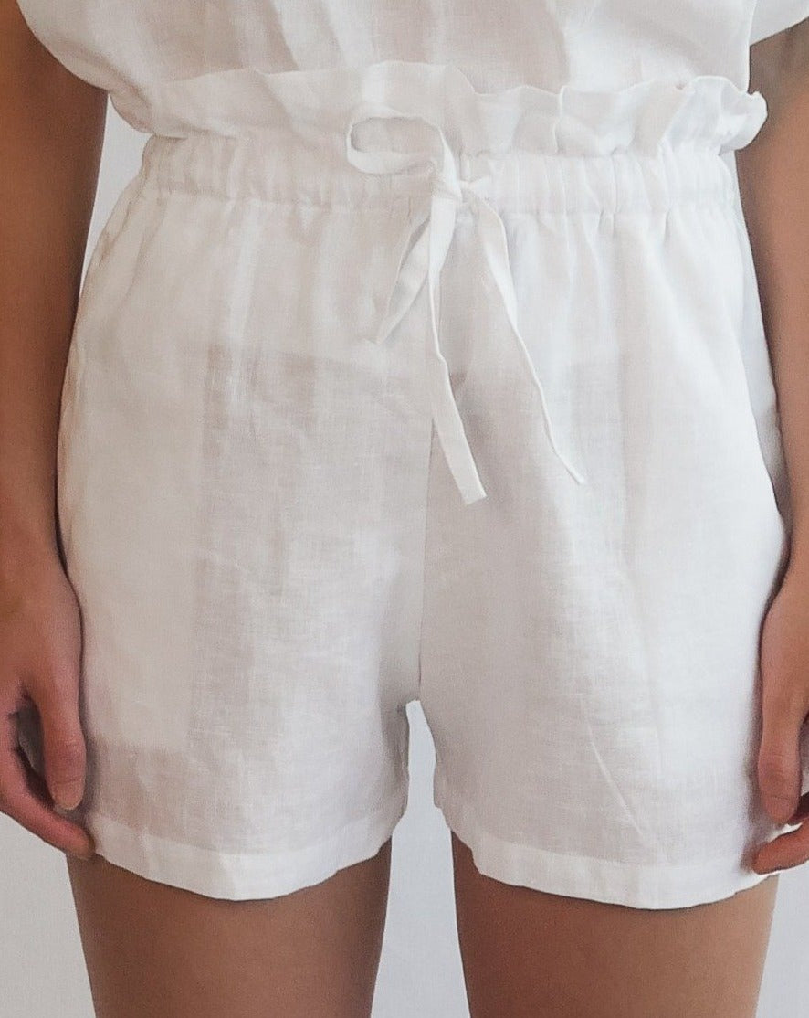 Women's Eva Linen Shorts in Milk