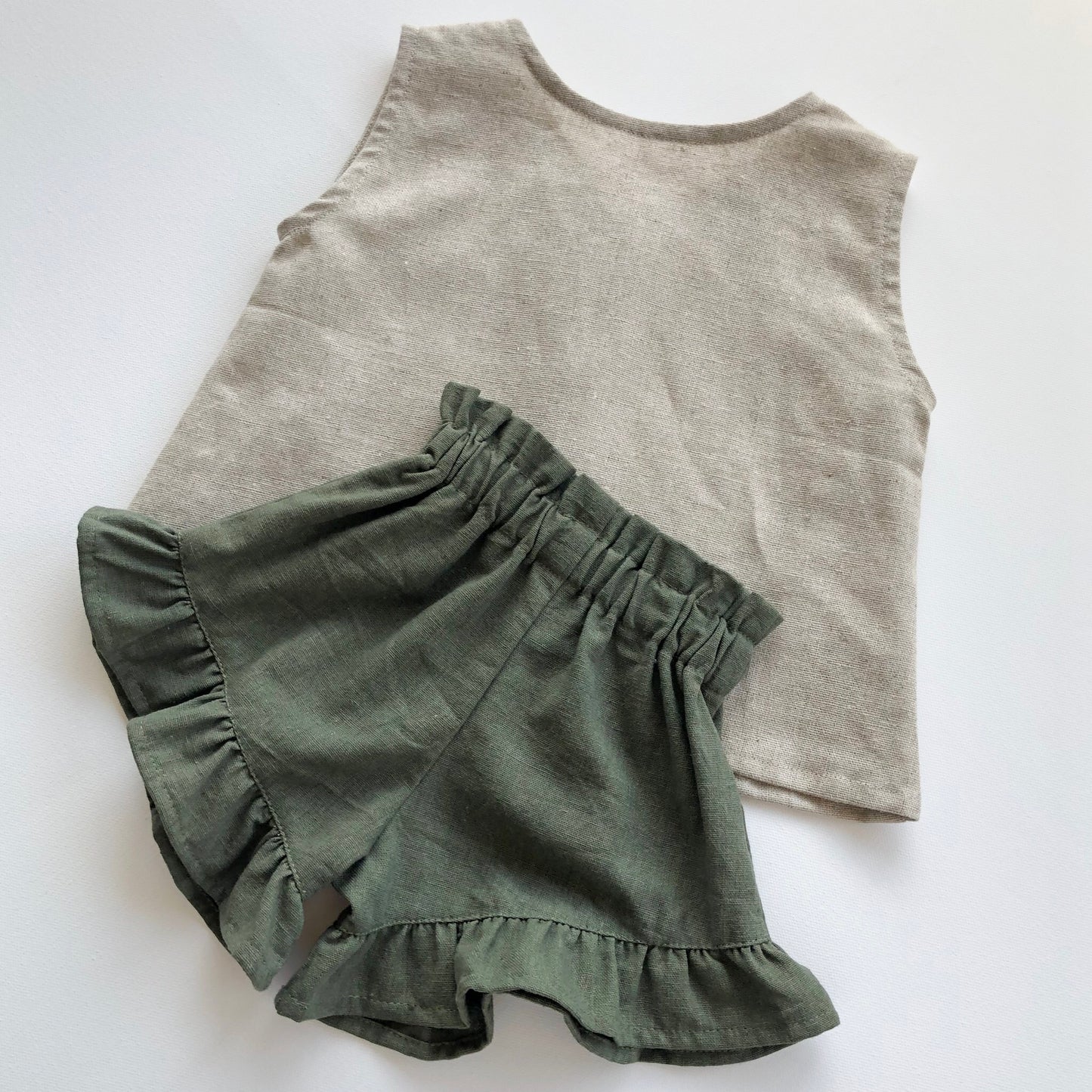 Butterfly Shorts - Olive